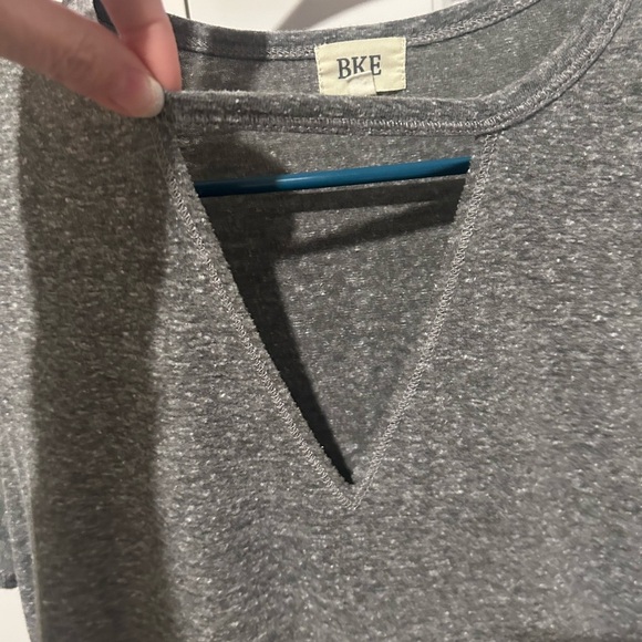 BKE short sleeve top. XS - Picture 2 of 4